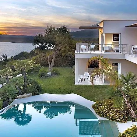 Szálloda Libeccio: Private Pool In Alghero
