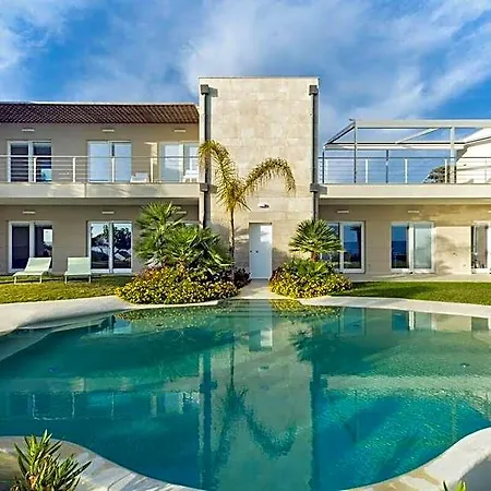 Libeccio: Private Pool In 4* Alghero